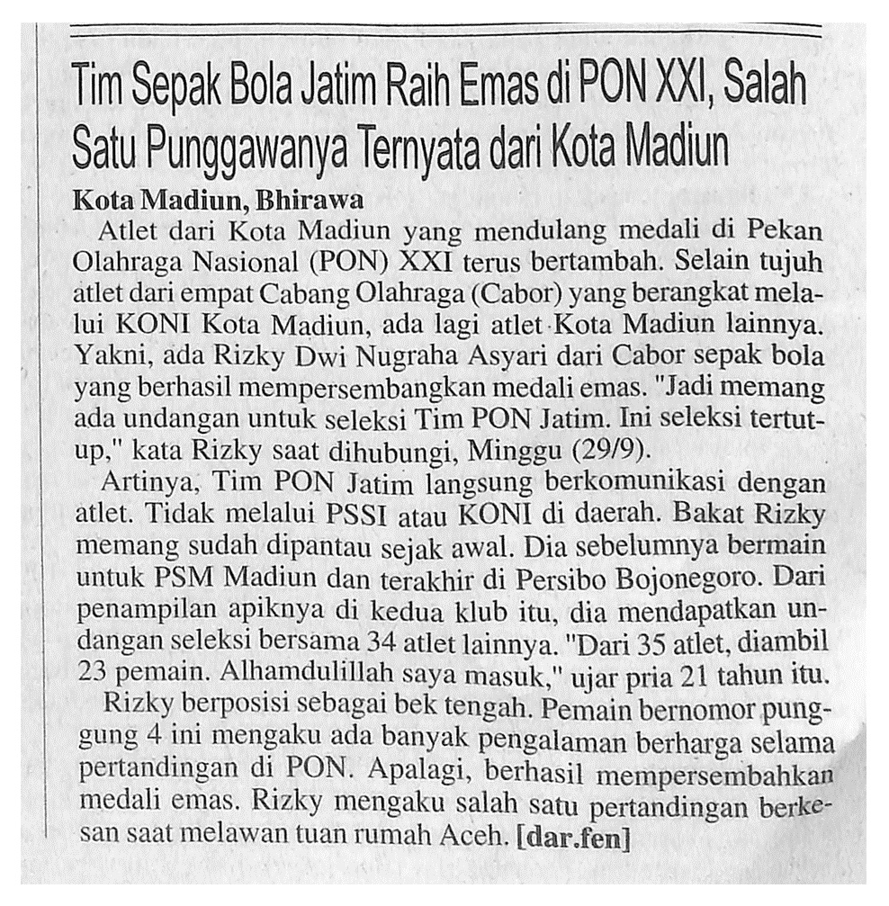 Tim Sepak Bola Jatim Raih Emas di PON XXI, Salah Satu Punggawanya Ternyata dari Kota Madiun