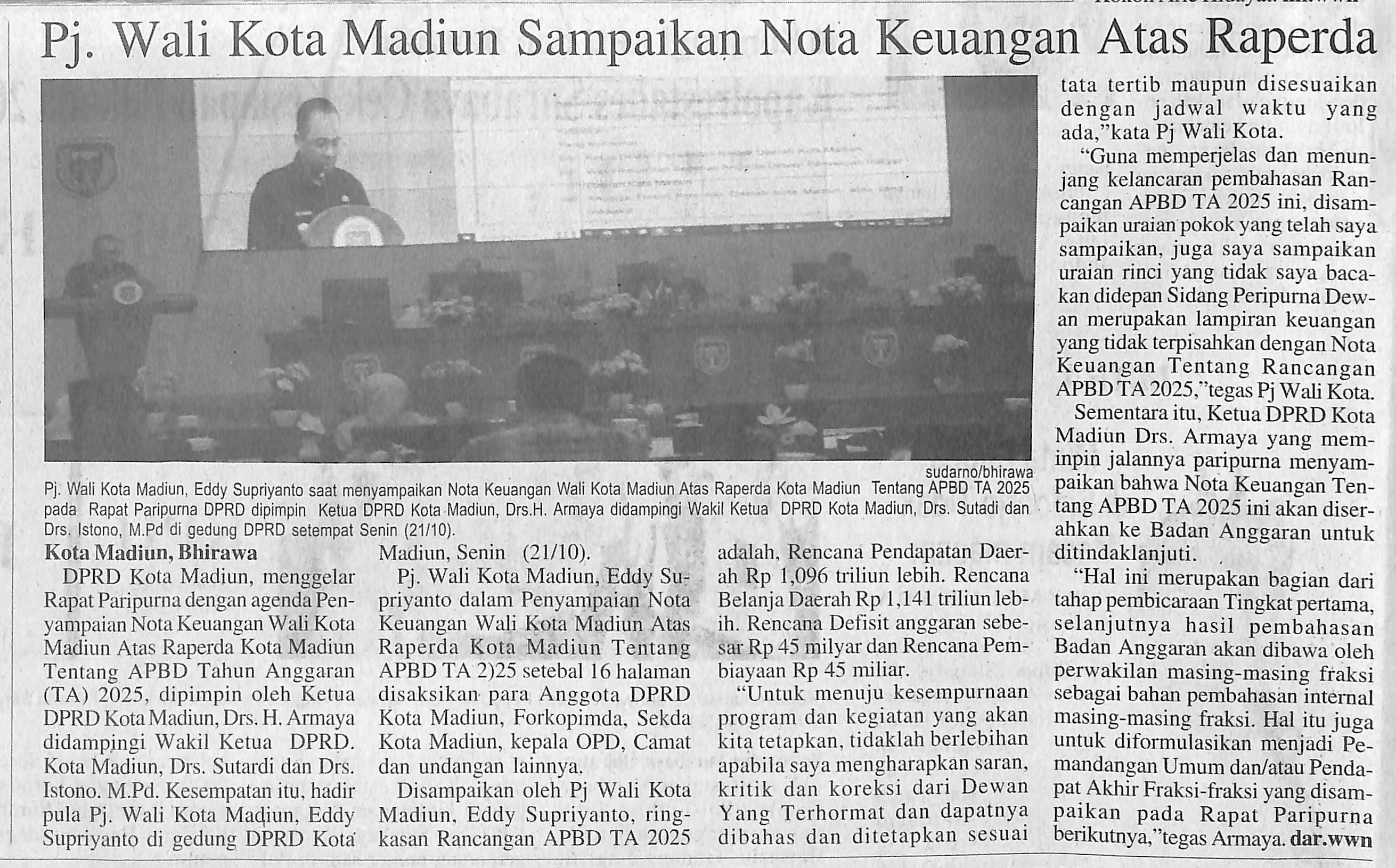 Pj. Wali Kota Madiun Sampaikan Nota Keuangan Atas Raperda