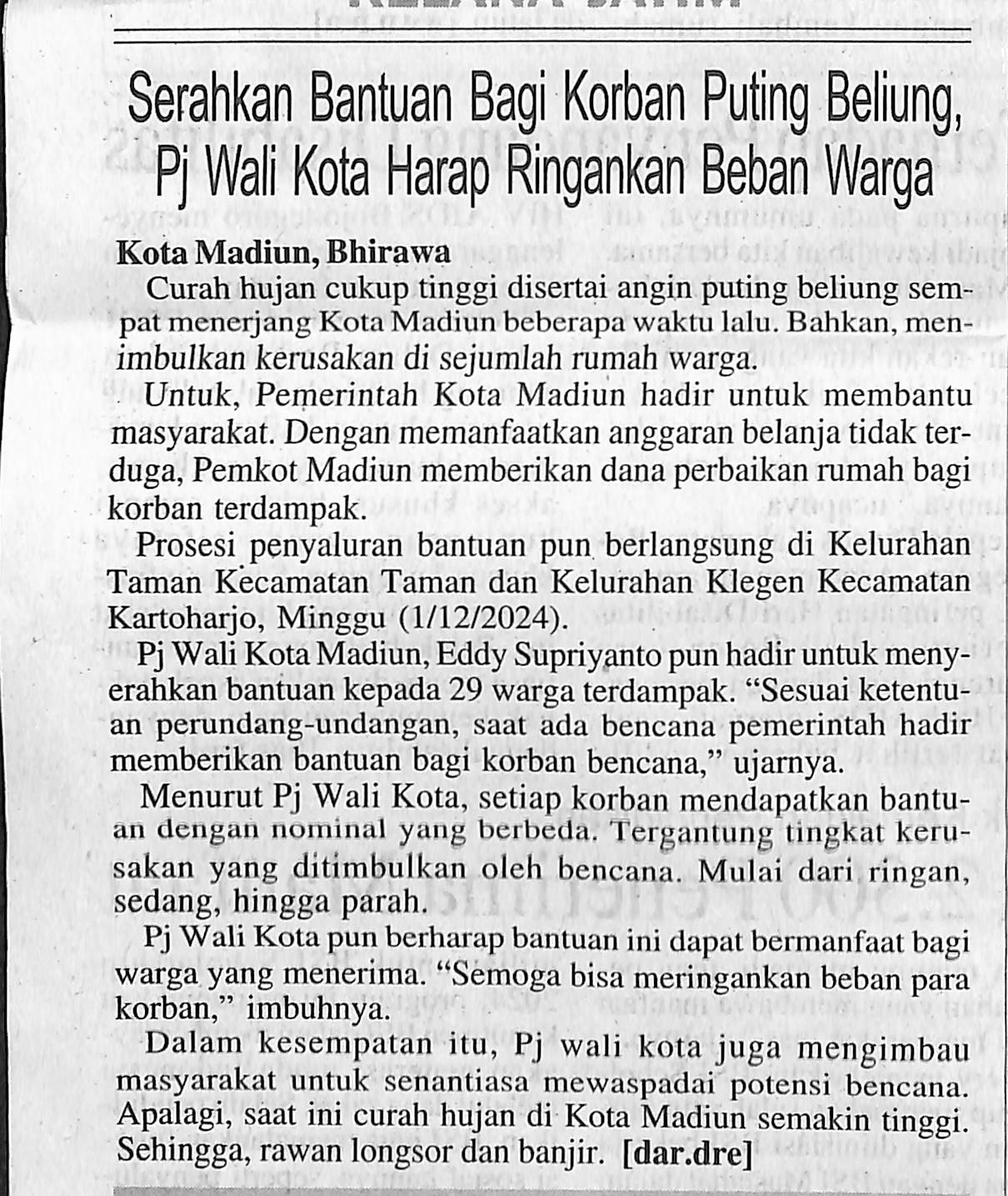 Serahkan Bantuan Bagi Korban Puting Beliung, Pj Wali Kota Harap Ringankan Beban Warga