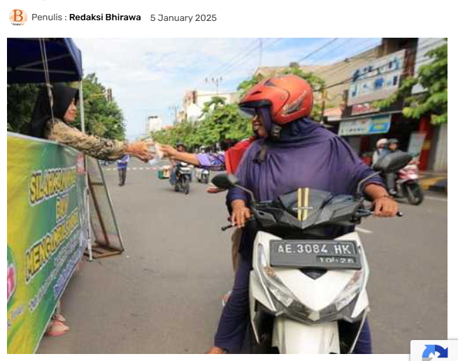 Pedagang Pasar Besar Madiun Berbagi Kebaikan dengan Jumat Berkah