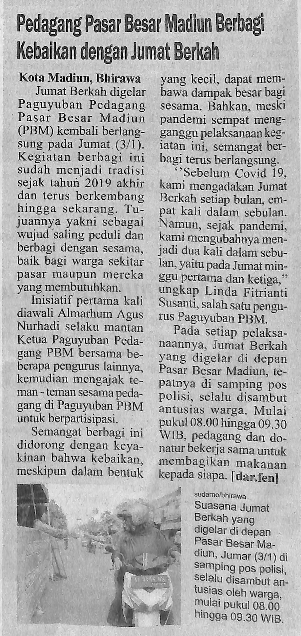 Pedagang Pasar Besar Madiun Berbagi Kebaikan dengan Jumat Berkah
