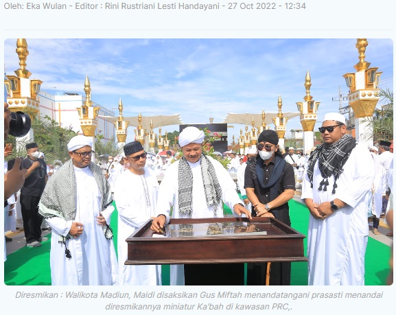 Walikota Madiun-Gus Miftah Resmikan Miniatur Ka’bah di Kawasan PRC