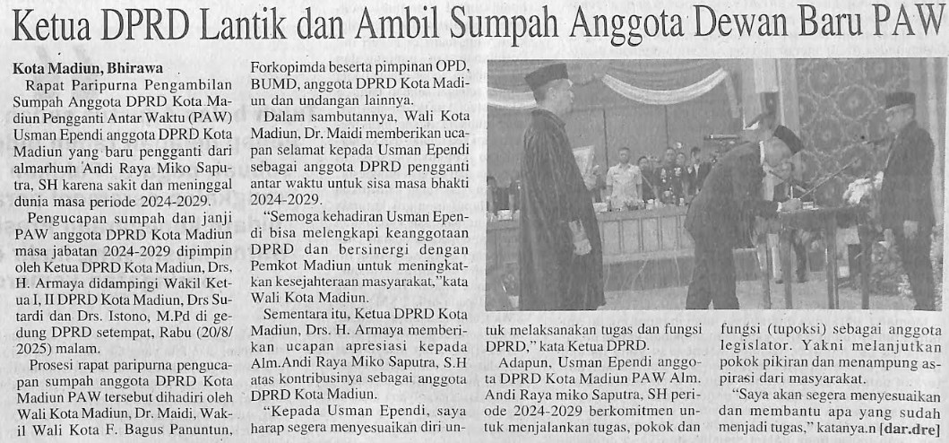 Ketua DPRD Lantik dan Ambil Sumpah Anggota Dewan Baru PAW