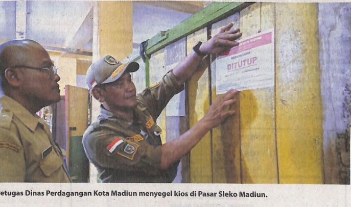 Ratusan Kios Pasar Tradisional Disegel Akibat Sewakan Tanpa Izin