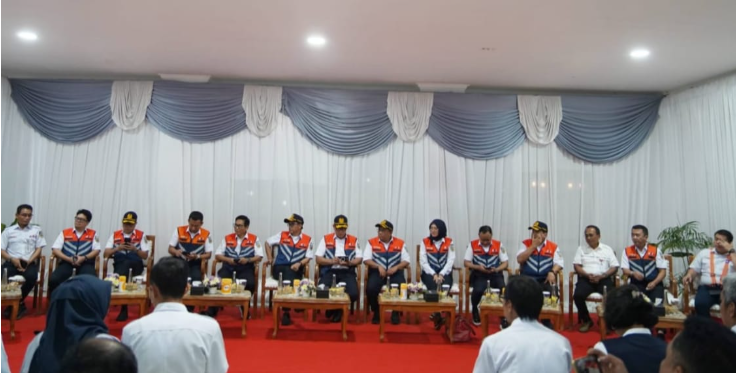 Direksi dan Komisaris KAI Tinjau Daop 7 Madiun