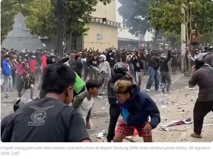 Polisi Amankan 4 Pelaku Provokatif Demo di Depan DPRD Kota Madiun