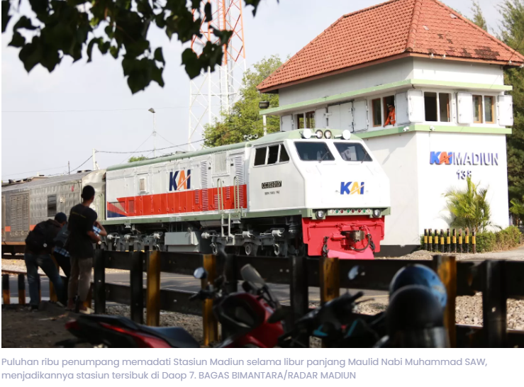 Libur Maulid, 25 Ribu Penumpang Kereta Naik-Turun di Stasiun Madiun