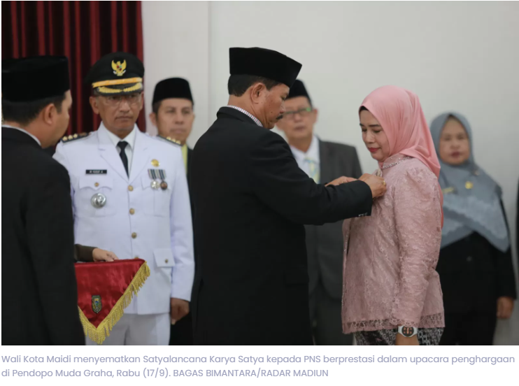 139 PNS Pemkot Madiun Terima Satyalancana Karya Satya, Dianggap Berdedikasi dan Berkinerja Baik