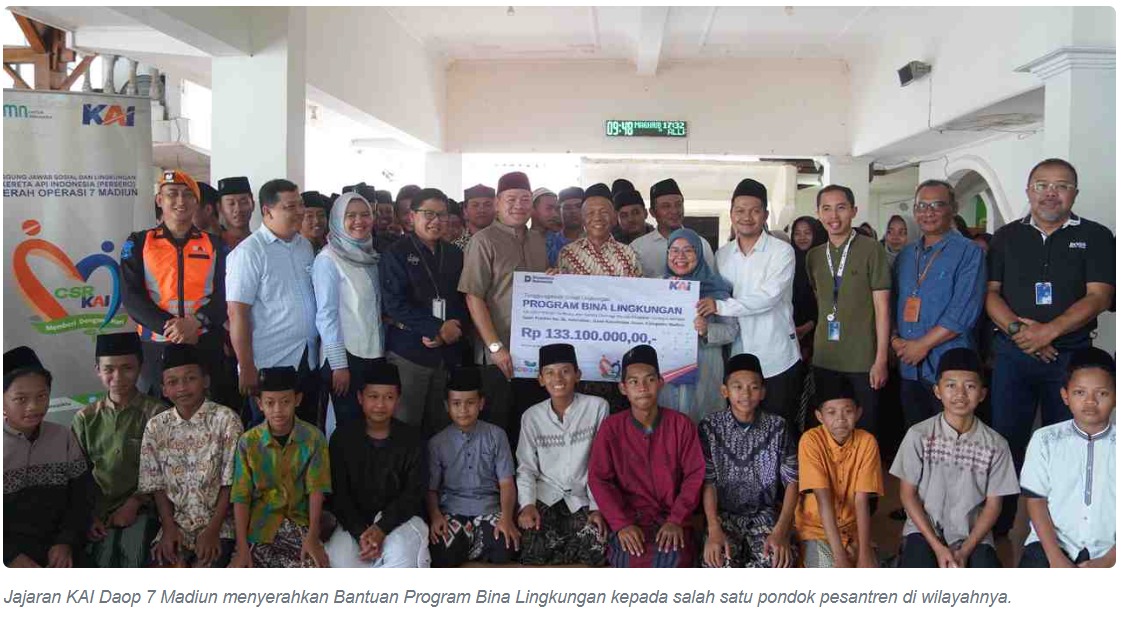 Peringatan Hari Santri Nasional, Daop 7 Madiun Berikan Diskon Tiket dan Bantuan Pondok Pesantren