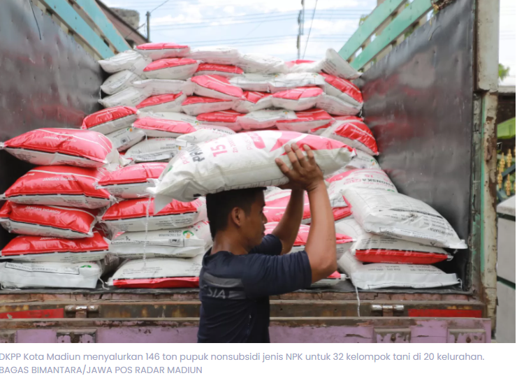 32 Poktan di Madiun Terima 146 Ton Pupuk Nonsubsidi, Produksi Padi Diharapkan Naik