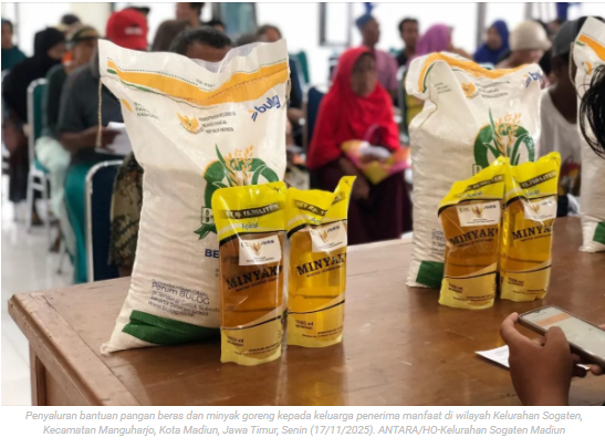 Bulog dan Pemkot Madiun salurkan bantuan beras jatah Oktober-November