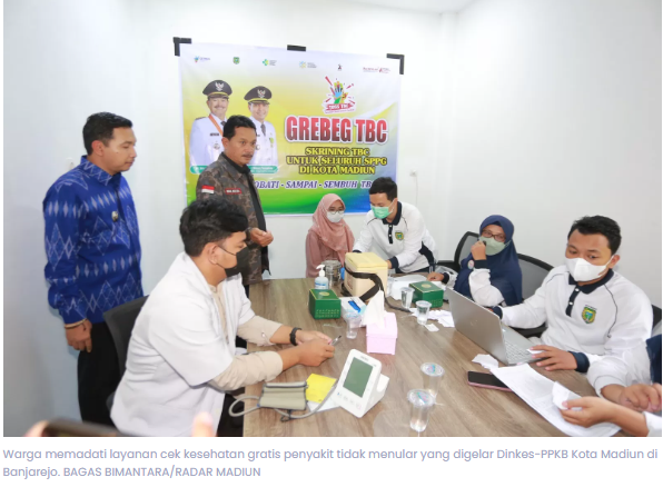 Cek Kesehatan Gratis Membeludak, 200 Warga Madiun Antre Skrining PTM