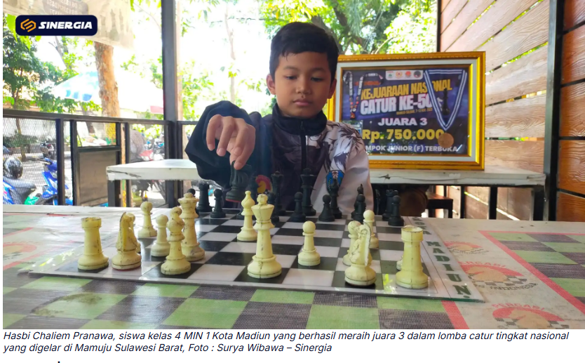 Dari Kota Pendekar ke Panggung Nasional, Hasbi Raih Juara 3 Catur Tingkat Nasional