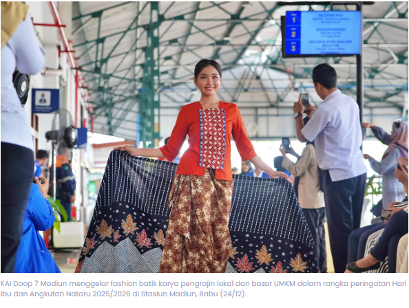 Rayakan Hari Ibu di Stasiun Madiun, KAI Daop 7 Gelar Fashion Batik dan Bazar UMKM