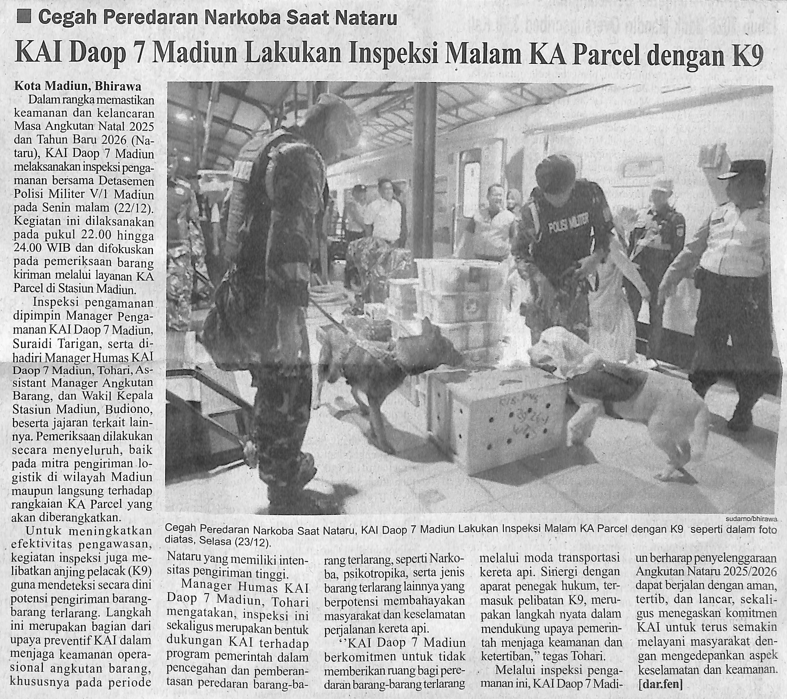 KAI Daop 7 Madiun Lakukan Inspeksi Malam KA Parcel dengan K9