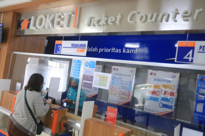 3.	Sudah Puluhan Ribu Tiket Kereta Libur Nataru Terjual di KAI Daop 7 Madiun