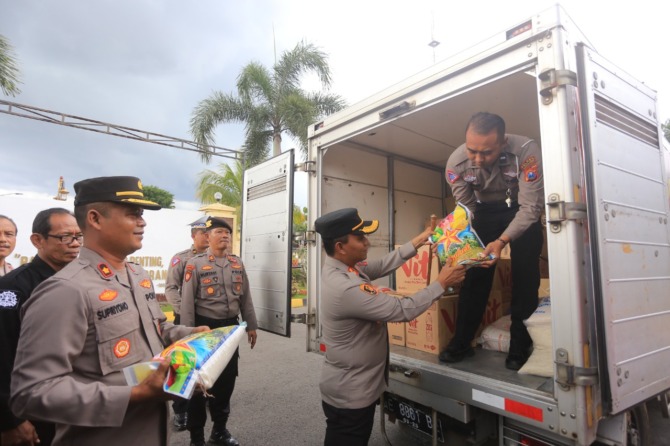 Polres Madiun Kota Kirim Bantuan Logistik ke Cianjur