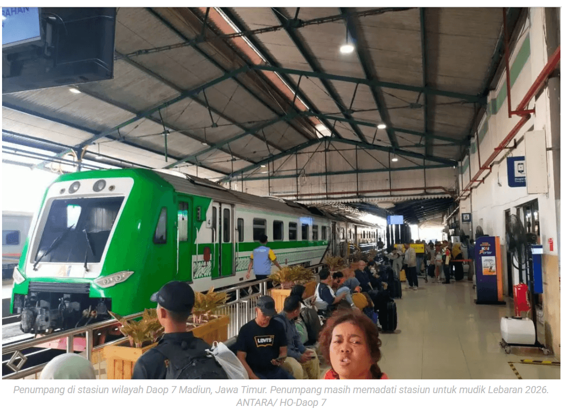 H+1 Lebaran, penumpang mudik masih padati stasiun Madiun