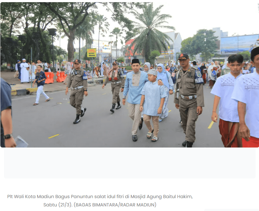 Salat Idul Fitri di Masjid Agung Kota Madiun Dipadati Jemaah, Bagus Panuntun Hadir