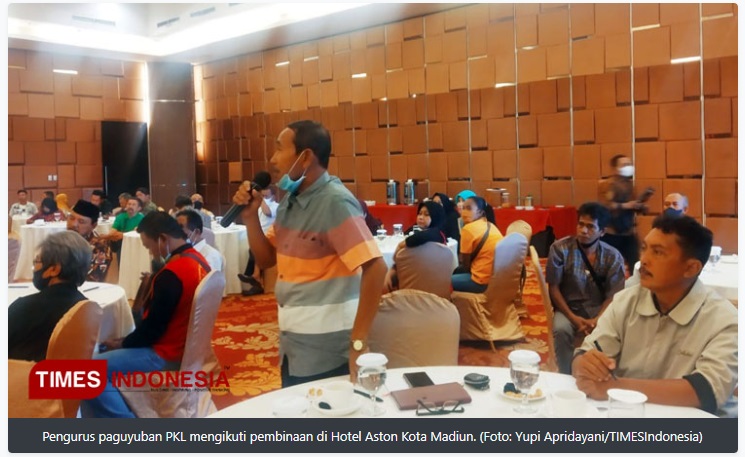 Pembinaan PKL di Hotel, Wali Kota Madiun Beri Warning