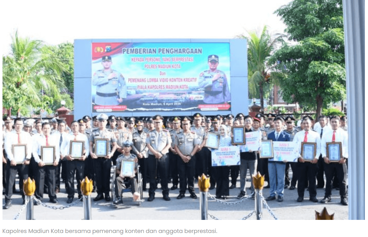 Polres Madiun Kota Beri Penghargaan Personel Berprestasi dan Juara Lomba Konten Kreatif