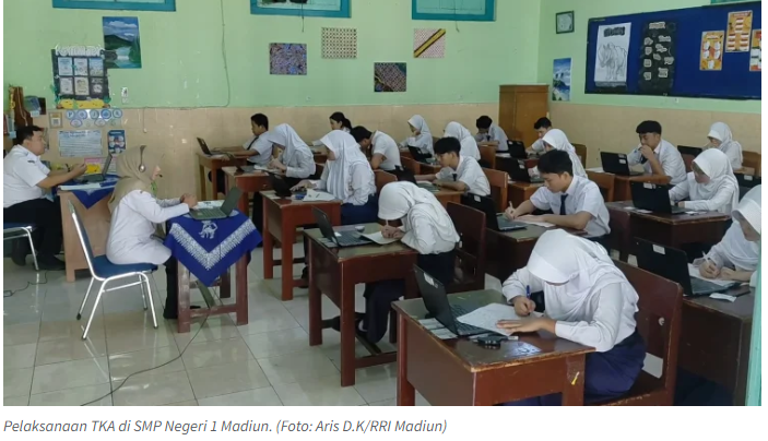 Setiap Siswa Pegang Laptop, Dindik Provinsi Apresiasi TKA di Kota Madiun