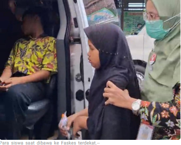 Diduga Keracunan MBG, Belasan Siswa SDN 1 Demangan Madiun Dilarikan ke Rumah Sakit