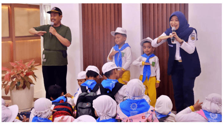 Ratusan Anak KB TK-Siswa SD/MI Ikuti Program Eduspoor KAI Daop 7 Madiun