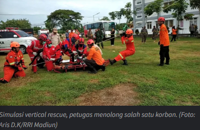 Waspadai Kebakaran, Tim Kesiapsiagaan Bencana Tingkatkan Skill Vertical Rescue