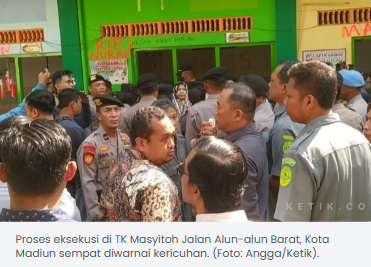 Sempat Ricuh Dihadang Emak emak, Bangunan TK Masyitoh di Kota Madiun Dieksekusi