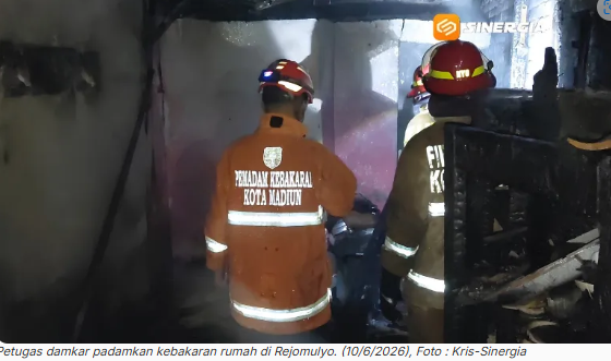 Api Mendadak Berkobar, Dapur Rumah Warga Kota Madiun Hangus Terbakar