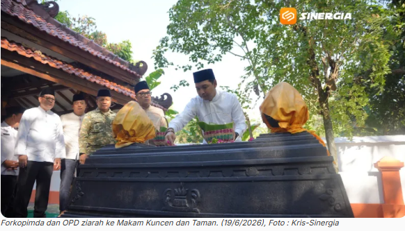 Ziarah Makam Pendiri Kota Madiun Awali Hari Jadi ke-108, Ini Daftar Bupati Madiun yang Dimakamkan di Kuncen dan Taman