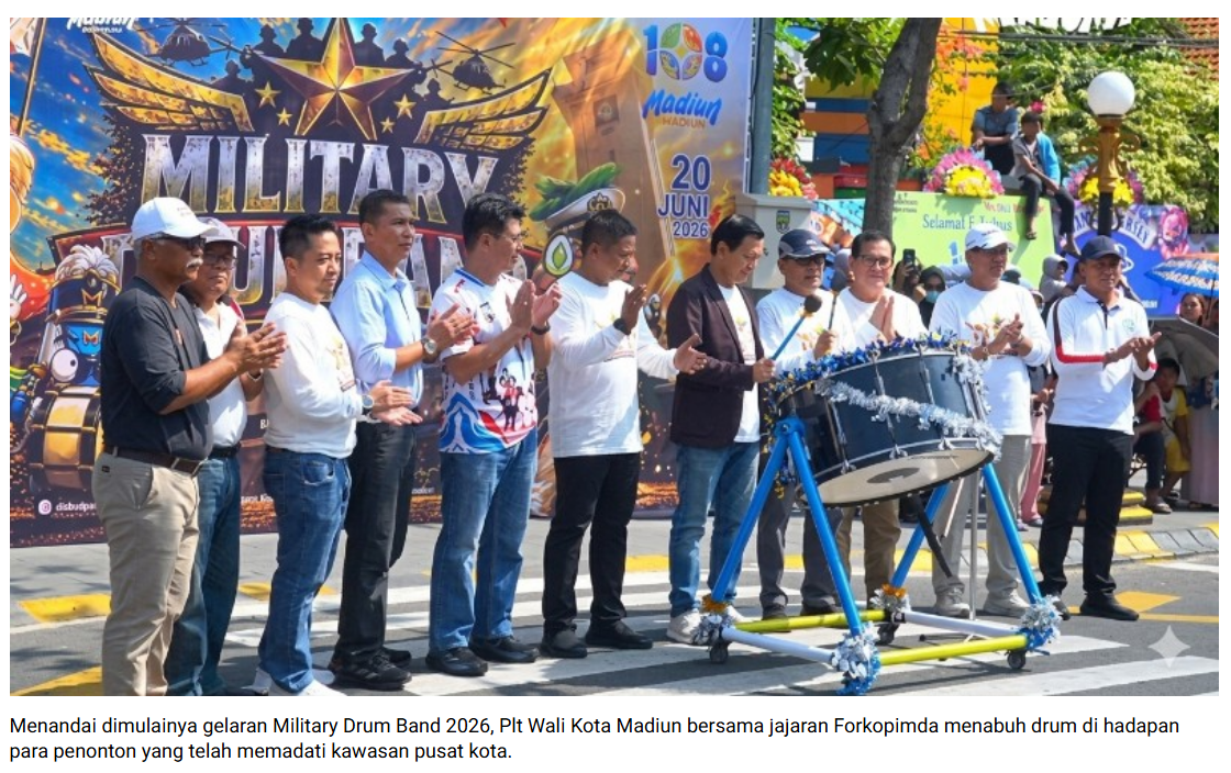 Parade Military Drum Band Meriahkan Hari Jadi ke-108 Kota Madiun
