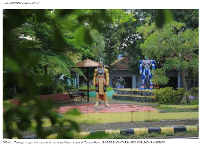 Serunya Bermain dengan Iron Man dan Gatotkaca di Taman Hero