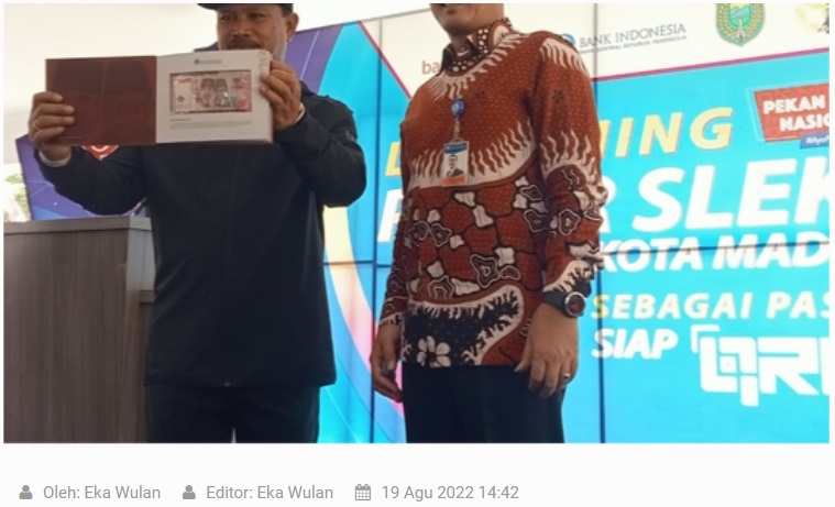 Walikota Jadi Orang Pertama Pemilik Uang Rupiah Baru di Kota Madiun