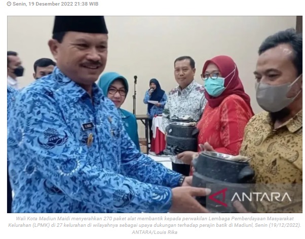 Dukung perajin, Pemkot Madiun serahkan bantuan 270 paket alat membatik