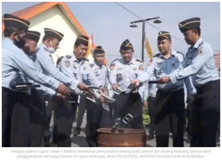 Lapas Kelas I Madiun musnahkan barang hasil penggeledahan