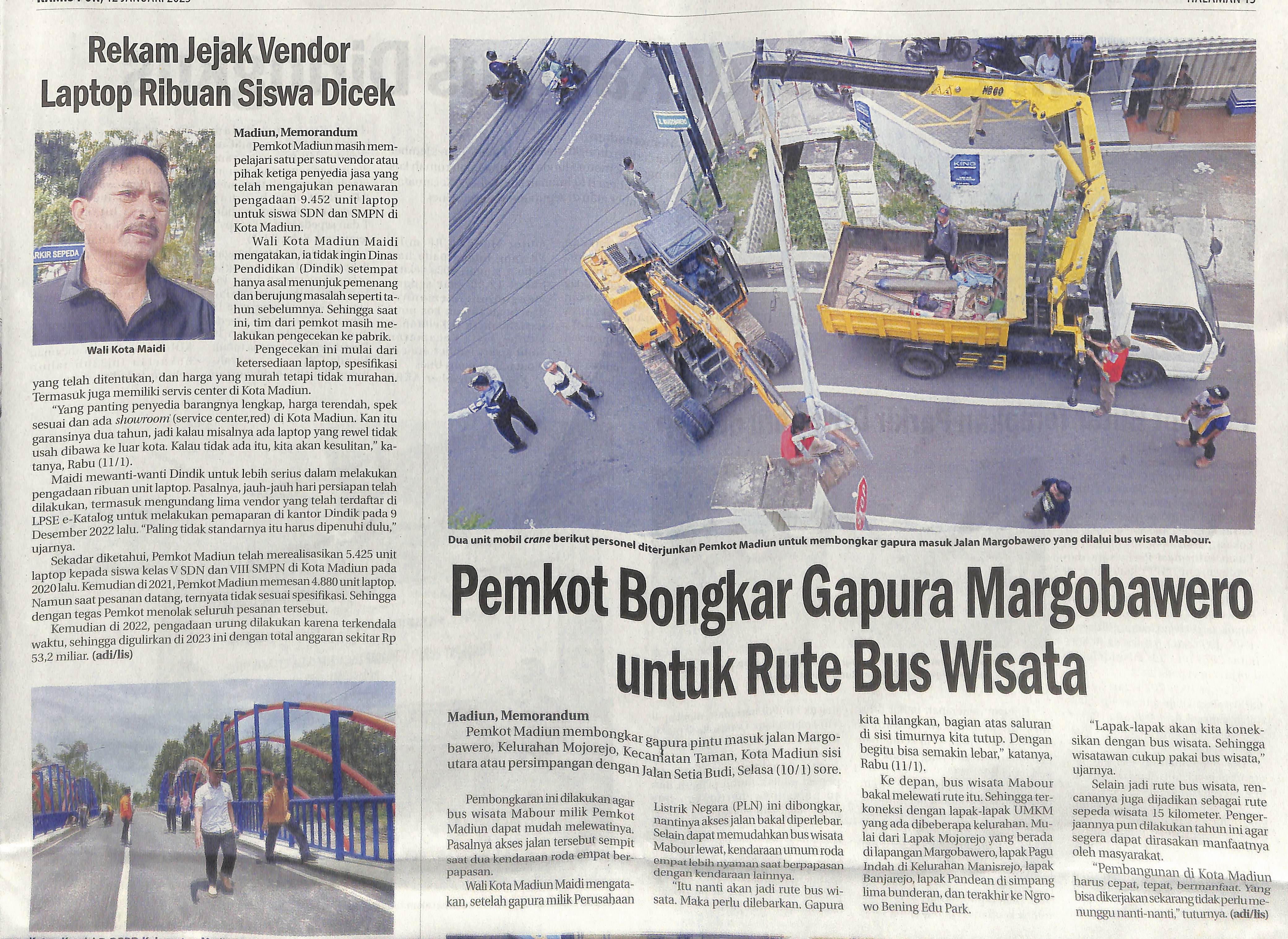 Pemkot Bongkar Gapura Margobawero untuk Rute Bus Wisata