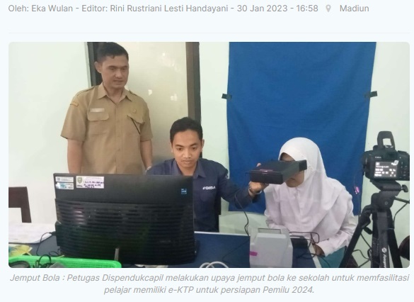 ​Dispendukcapil Jemput Bola Lakukan Perekaman e-KTP Pelajar
