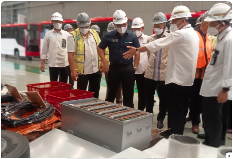 Progres Produksi 30 Unit Bus Listrik PT INKA Madiun untuk KTT G20 Bali Capai 50 Persen