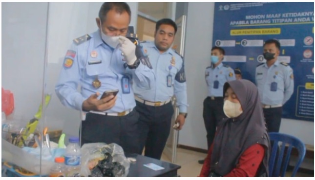 Lagi Viral, Ibu Ini Tertangkap Kirim Sabu di Dalam Soto Untuk Anak di Lapas Madiun