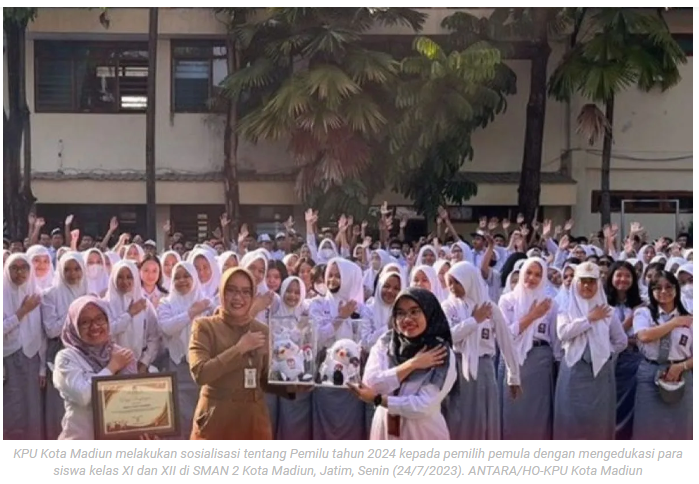 Sosialisasi KPU Kota Madiun sasar pemilih pemula di sekolah