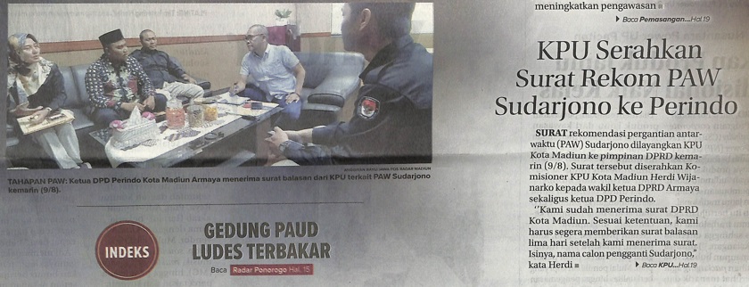 KPU Serahkan Surat Rekom PAW Sudarjono ke Perindo