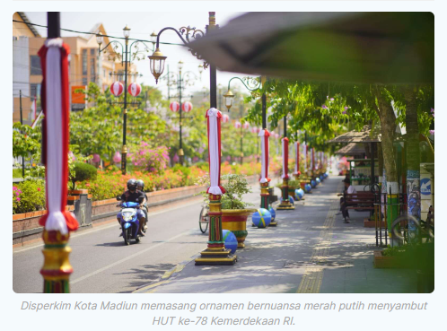 Ornamen Kota Madiun Dihias Bernuansa Merah Putih