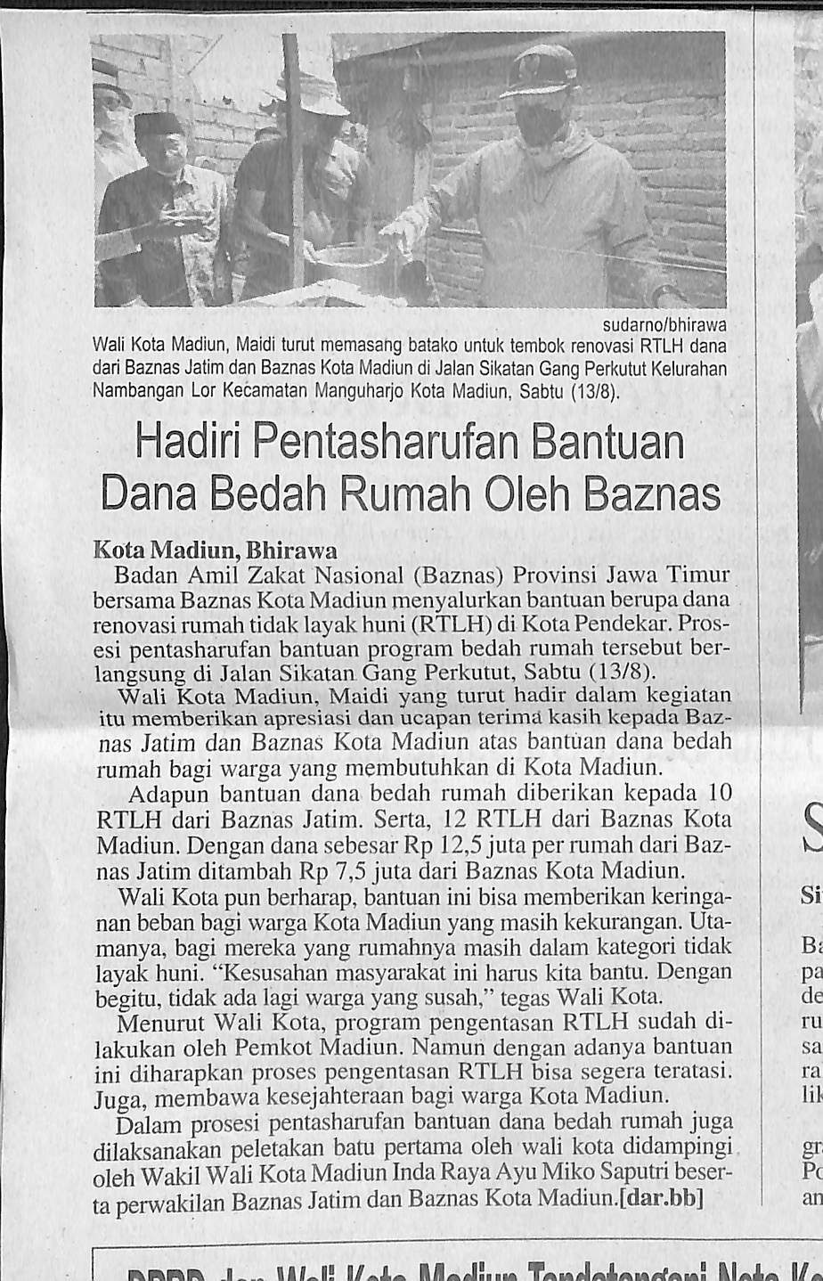 Hadiri Pentasharufan Bantuan Dana Bedah Rumah Oleh Baznas