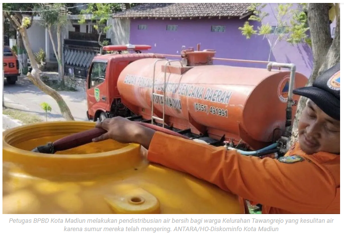 BPBD Kota Madiun distribusikan bantuan air bersih di dua kelurahan