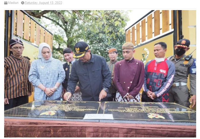 Dua Proyek Saluran Diresmikan, Dilengkapi Pedestrian dan Lapak UMKM, Bikin Pejalan Kaki Makin Nyaman