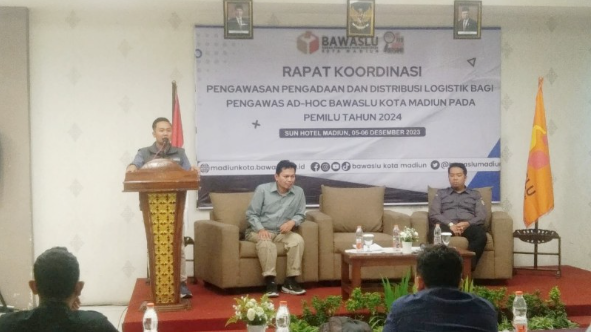 Ketua Bawaslu Kota Madiun Minta Panwascam dan Pengawas Kelurahan Lebih Cermat dan Jeli Dalam Pengawasan Kampanye