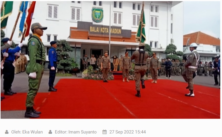 Kirab Pataka Jer Basuki Mawa Beya Tiba di Kota Madiun