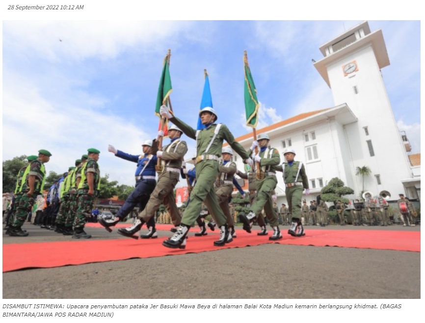 Ajak Bangkit Bersama, Pataka Provinsi Jatim Tiba di Kota Madiun